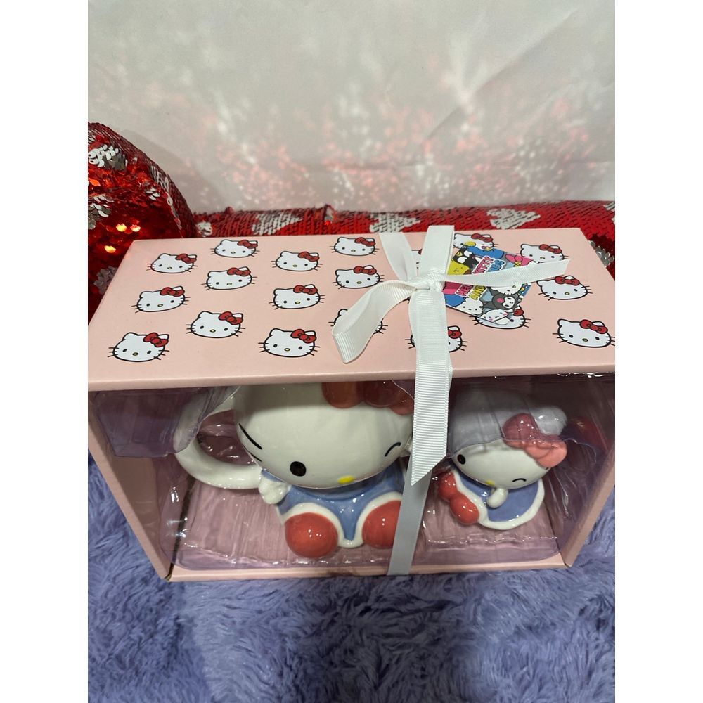Hello Kitty - Picture 4 of 4